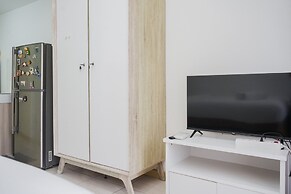 Nice And Comfy Studio Apartment At M-Town Residence