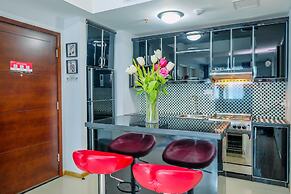 Minimalist 2Br Apartment At Casa Grande Residence