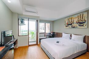 Comfortable Pool View Studio Room At Gateway Park Lrt City Bekasi Apar