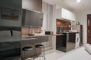 Nice And Comfort Studio At West Vista Apartment