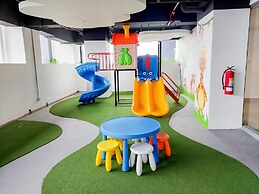 Comfort And Minimalist Studio At Embarcadero Bintaro Apartment