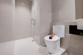 Comfort And Minimalist Studio At Embarcadero Bintaro Apartment