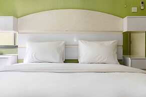 Cozy Stay 2Br Ancol Marina Apartment