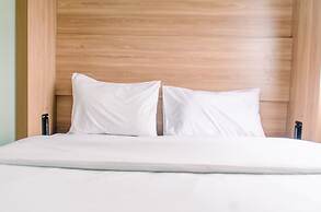 Warm And Cozy 2Br At Green Pramuka City Apartment