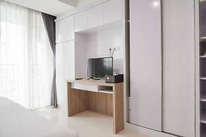 Minimalist And Comfort Studio Apartment At Springhill Terrace Residenc