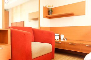 Cozy Stay Studio Apartment (No Kitchen) At Metropark Condominium Jabab