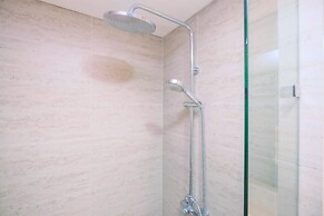 Comfortable And Minimalist 2Br At Gold Coast Apartment