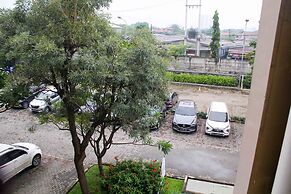 Comfort Studio Apartment At Metropark Condominium Jababeka