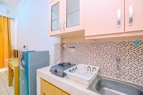 Comfortable And Cozy Living Studio Room Apartment At Dave