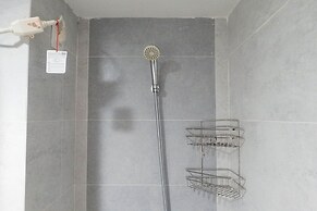 Cozy Stay Studio Apartment At Taman Melati Surabaya