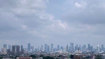 Stunning Studio Apartment At Belmont Residence Puri