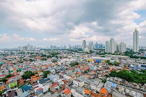 Elegant And Comfort Studio Kebayoran Icon Apartment
