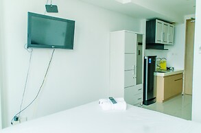 Nice And Cozy Studio At Tree Park City Apartment