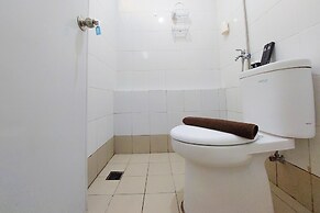 Comfort And Nice 2Br At Bassura City Apartment