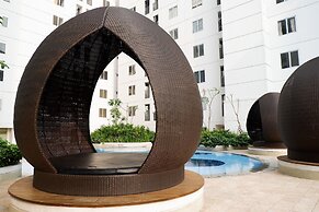 Comfort And Nice 2Br At Bassura City Apartment