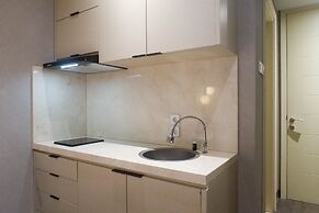 Elegant Modern Luxurious Studio Apartment At Benson Tower Supermall Ma