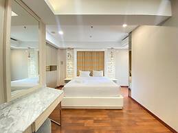 Luxurious 2Br Apartment At Parahyangan Residence