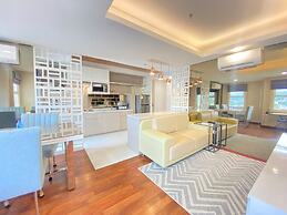Luxurious 2Br Apartment At Parahyangan Residence