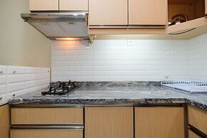 Comfy And Minimalist Studio At City Home Moi Apartment