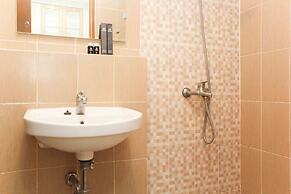 Cozy And Tidy Studio At The Enviro Apartment