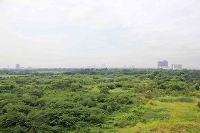 Cozy And Tidy Studio At The Enviro Apartment