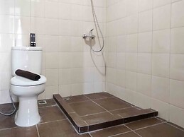 Big And Comfy 3Br At Vida View Apartement