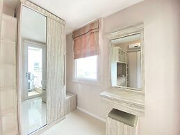 Nice And Cozy 2Br Apartment At Parahyangan Residence