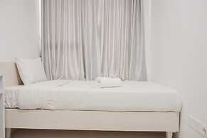 Stunning And Strategic 2Br Gold Coast Apartment Near Pik