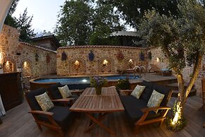 Hotel Lykia Old Town