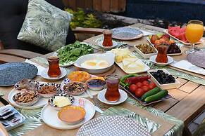 Hotel Lykia Old Town