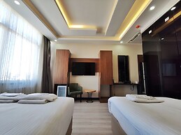 The Golden Pera's Hotel & Spa