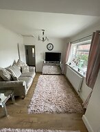 Beautiful 2-bed Bungalow in Canvey Island
