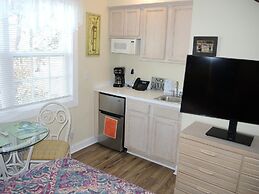 507 2 Bedroom Villa by RedAwning