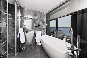 Pera Bosphorus Hotel