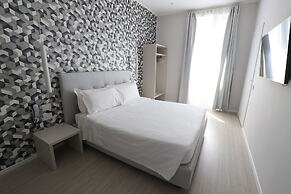 Cadorna Luxury Hotel