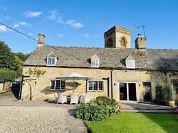 Stunning Cotswold Cottage in Snowshill Broughwood