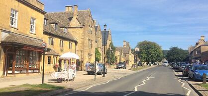 Stunning Cotswold Cottage in Snowshill Broughwood