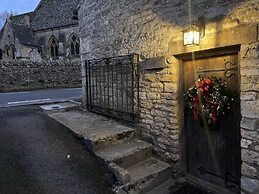 Stunning Cotswold Cottage in Snowshill Broughwood