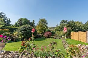 Stunning Cotswold Cottage in Snowshill Broughwood