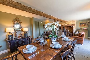 Stunning Cotswold Cottage in Snowshill Broughwood