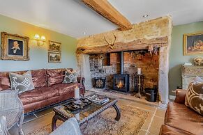 Stunning Cotswold Cottage in Snowshill Broughwood