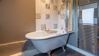 Stunning Cotswold Cottage in Snowshill Broughwood