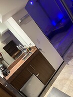 Cancún Plaza Hotel & Hostal