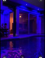 Cancún Plaza Hotel & Hostal