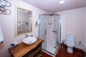 The Canyon Kartepe and Restoran