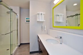 Hampton Inn By Hilton Paris