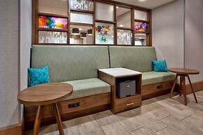 Hampton Inn By Hilton Paris