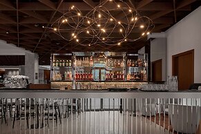 Iceland Parliament Hotel, Curio Collection By Hilton