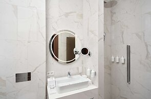 Iceland Parliament Hotel, Curio Collection By Hilton