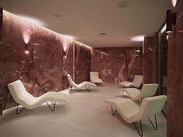 Iceland Parliament Hotel, Curio Collection By Hilton